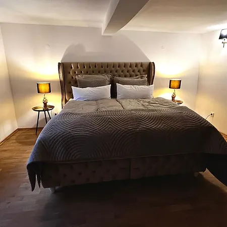 Downtown No 3 *